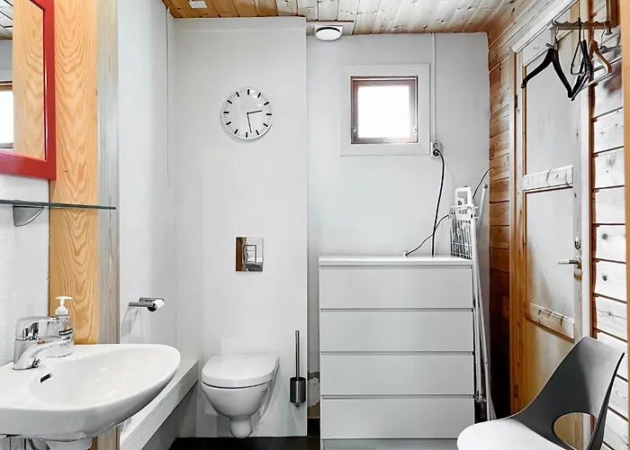 Feriehus 3 Bedroom Amazing In Risør